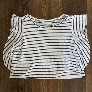 Cupcakes and Cashmere flutter sleeve top